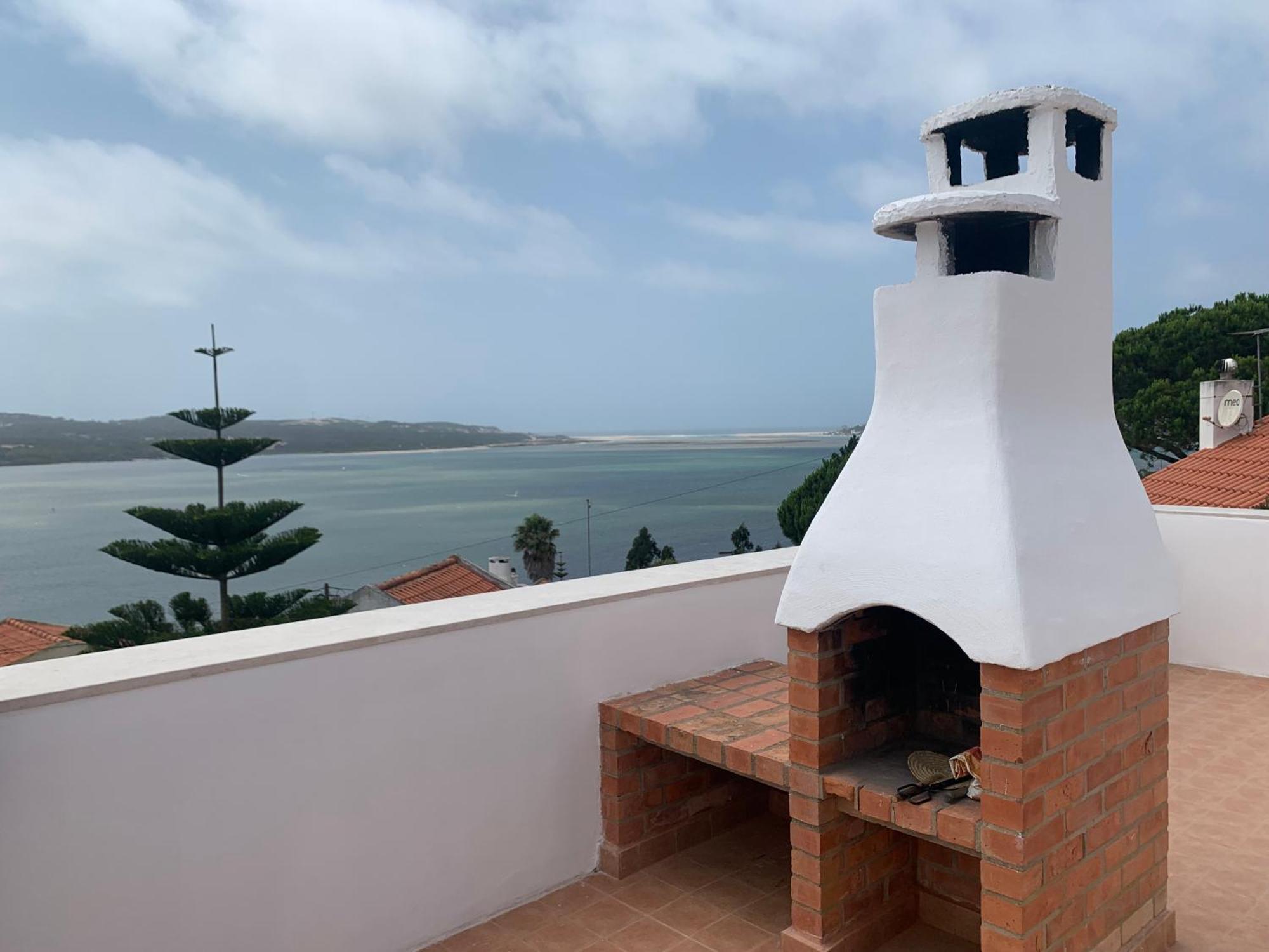 A Casa Da Foz Villa Nadadouro Bagian luar foto