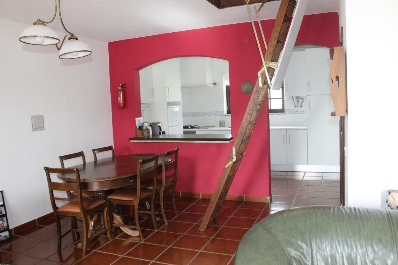 A Casa Da Foz Villa Nadadouro Bagian luar foto
